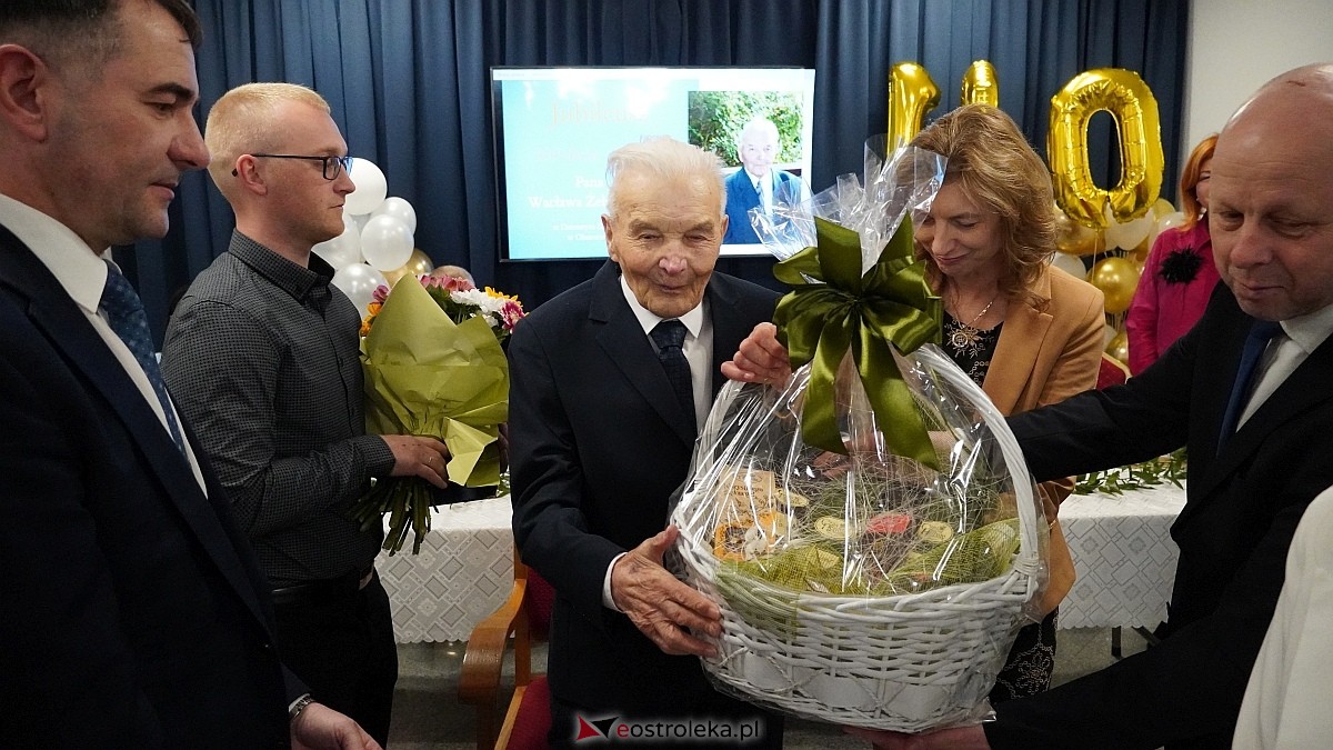 100-ne urodziny Wacława Żebrowskiego z gminy Olszewo-Borki [17.03.2025] - zdjęcie #27 - eOstroleka.pl