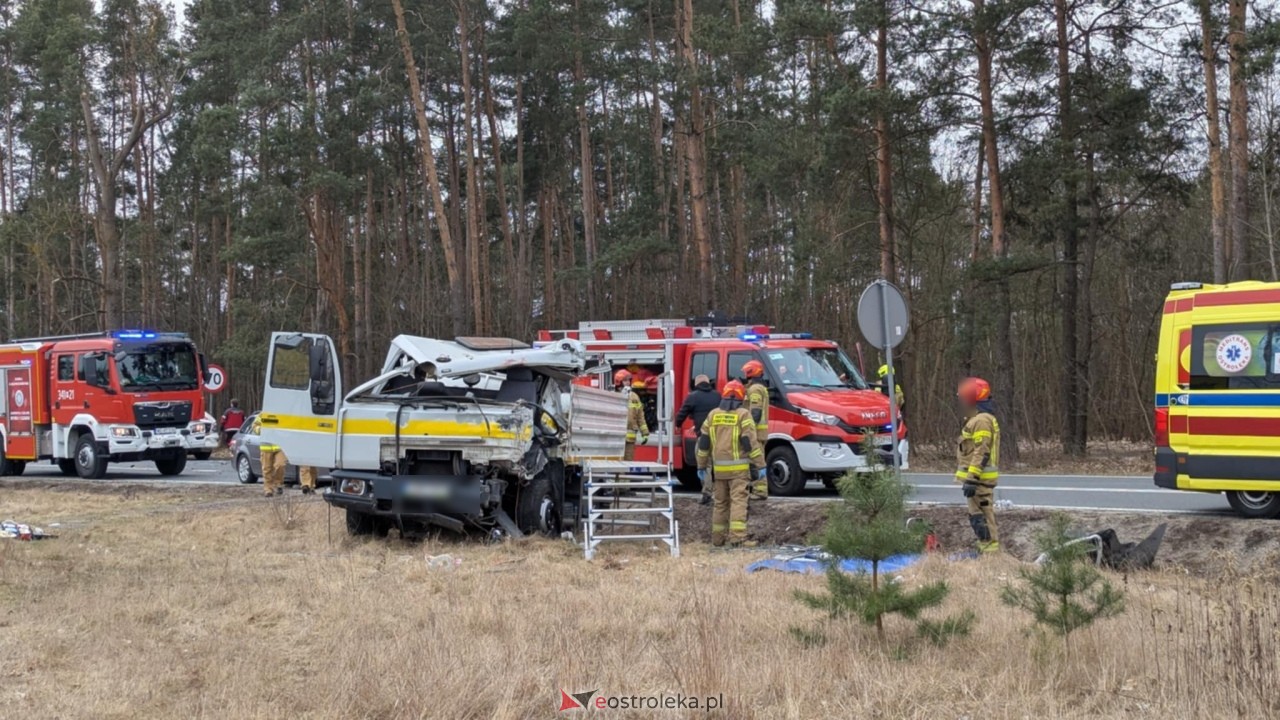 Wypadek w Zabrodziu [18.03.2025] - zdjęcie #27 - eOstroleka.pl