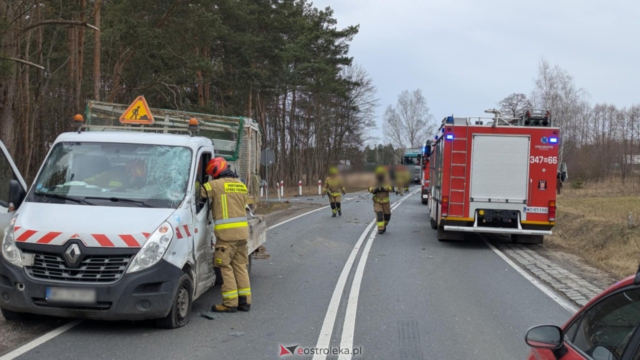 Wypadek w Zabrodziu [18.03.2025] - zdjęcie #9 - eOstroleka.pl