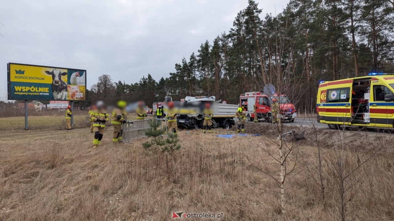 Wypadek w Zabrodziu [18.03.2025] - zdjęcie #4 - eOstroleka.pl