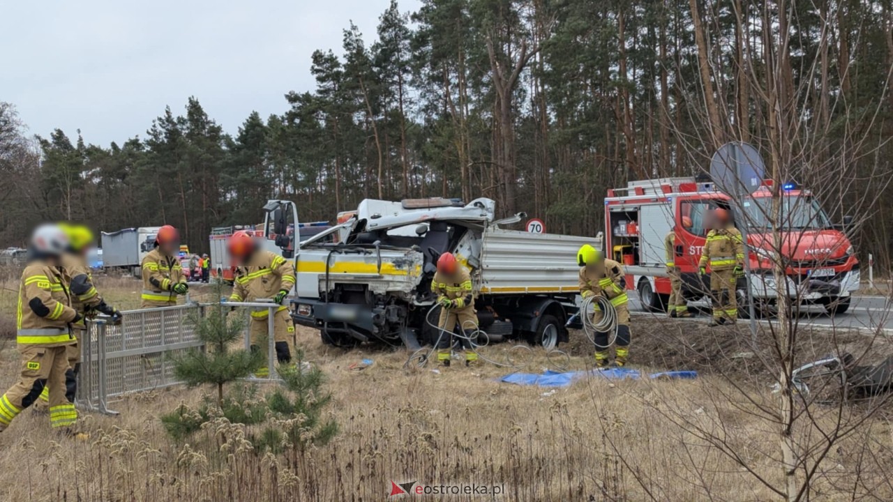 Wypadek w Zabrodziu [18.03.2025] - zdjęcie #3 - eOstroleka.pl