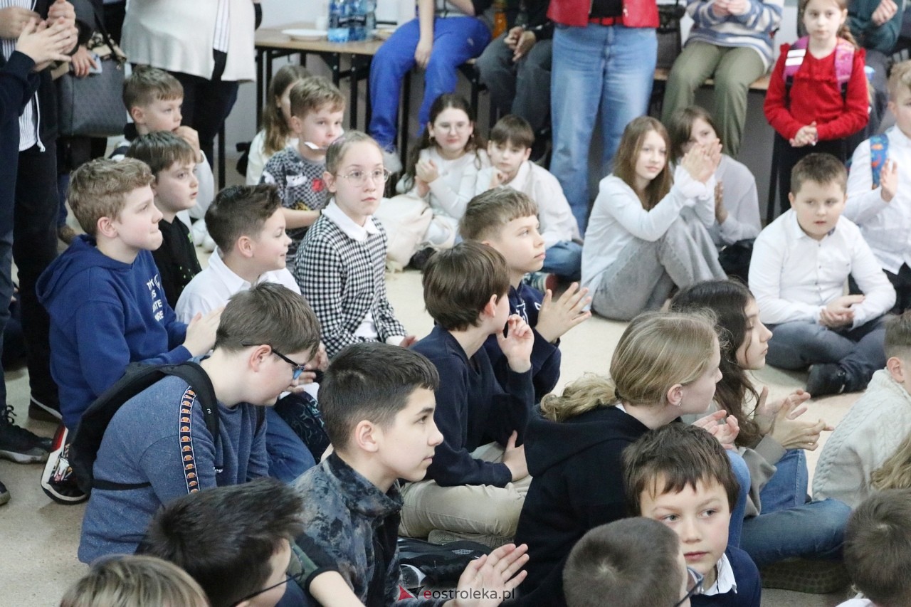 Mała Olimpiada Matematyczna w Zespole Szkół SIGiE [18.03.2025] - zdjęcie #32 - eOstroleka.pl