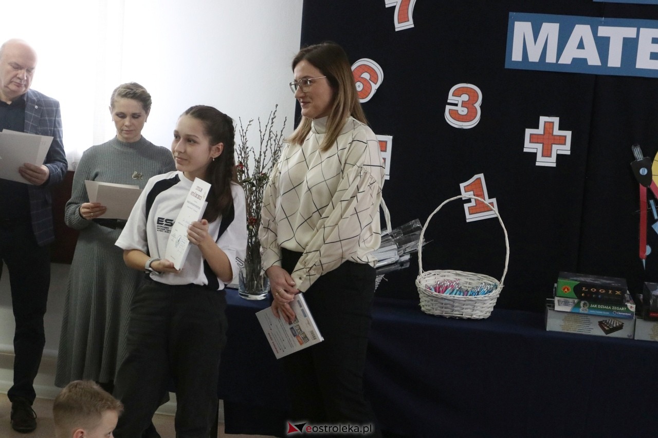 Mała Olimpiada Matematyczna w Zespole Szkół SIGiE [18.03.2025] - zdjęcie #14 - eOstroleka.pl