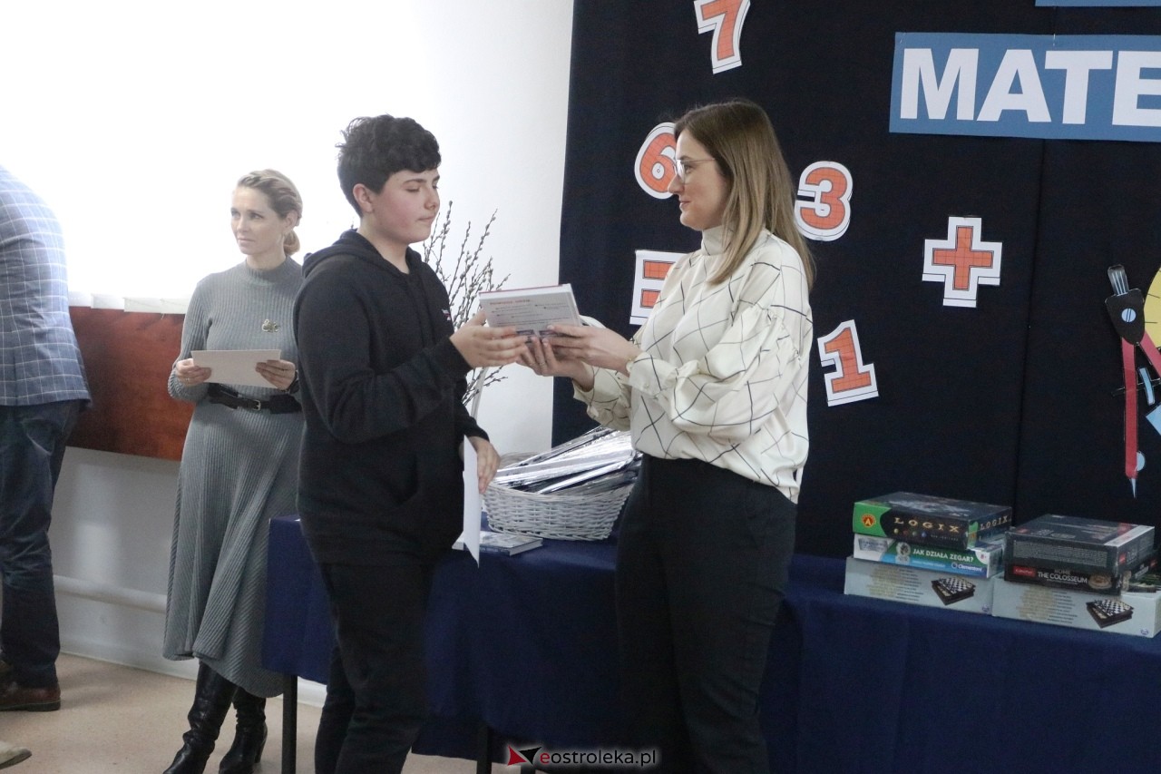 Mała Olimpiada Matematyczna w Zespole Szkół SIGiE [18.03.2025] - zdjęcie #12 - eOstroleka.pl