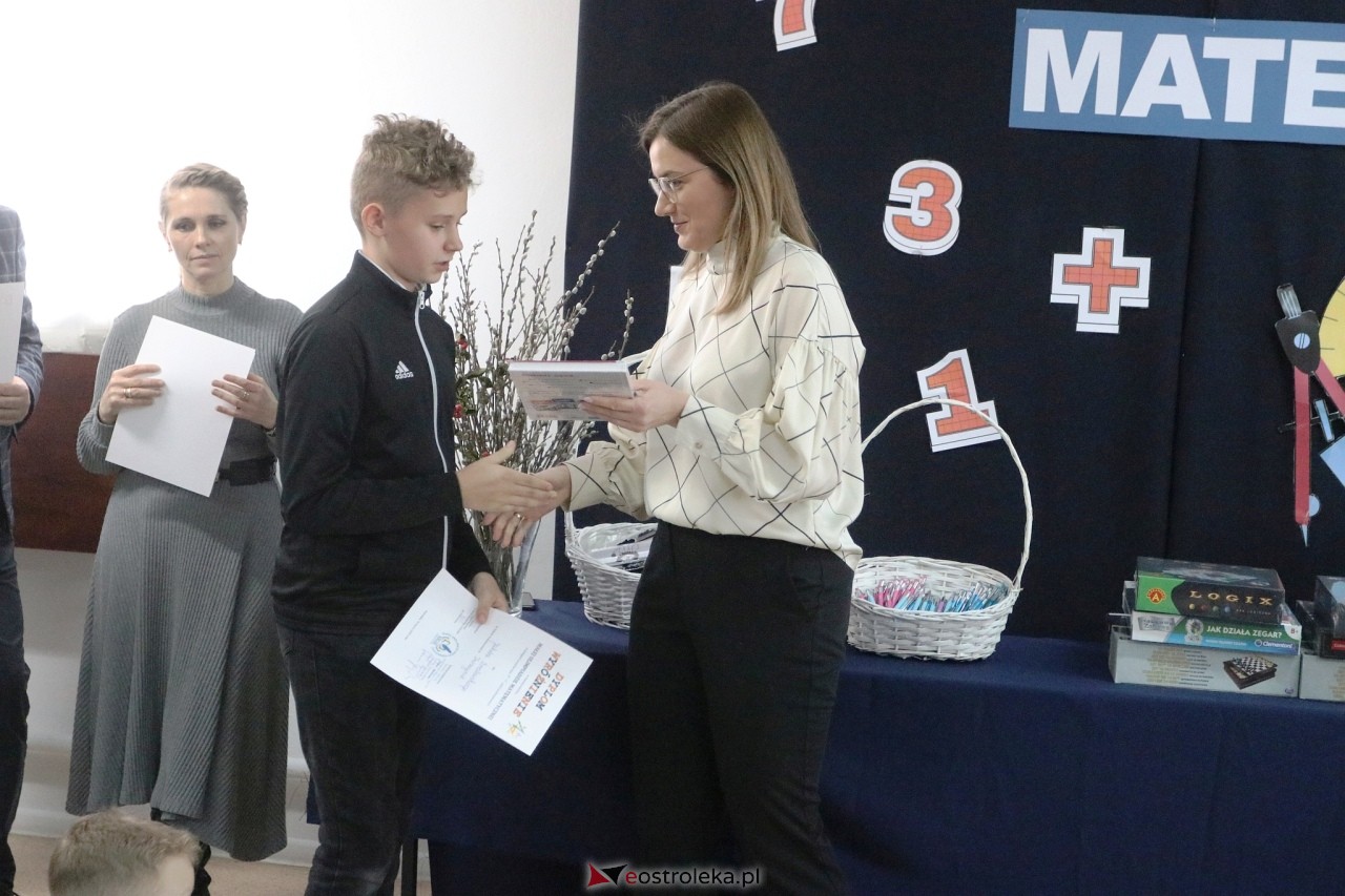 Mała Olimpiada Matematyczna w Zespole Szkół SIGiE [18.03.2025] - zdjęcie #8 - eOstroleka.pl