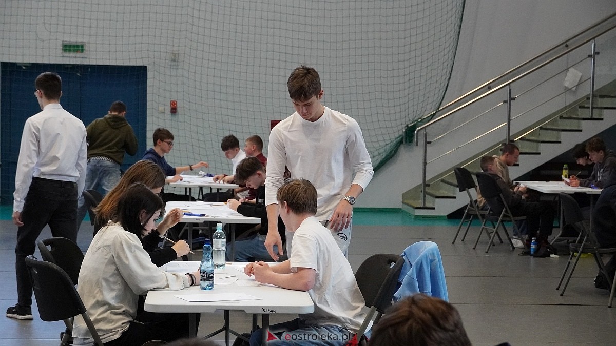 Pocisk 2025 w II LO w Ostrołęce [19.03.2025] - zdjęcie #46 - eOstroleka.pl