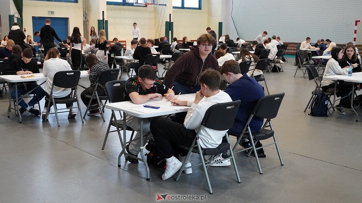 Pocisk 2025 w II LO w Ostrołęce [19.03.2025] - zdjęcie #35 - eOstroleka.pl
