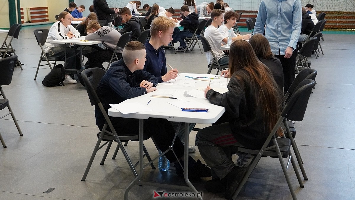 Pocisk 2025 w II LO w Ostrołęce [19.03.2025] - zdjęcie #34 - eOstroleka.pl