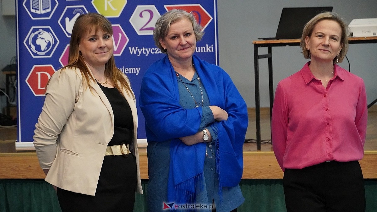 Pocisk 2025 w II LO w Ostrołęce [19.03.2025] - zdjęcie #30 - eOstroleka.pl