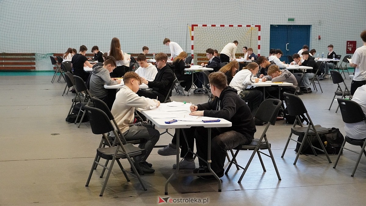 Pocisk 2025 w II LO w Ostrołęce [19.03.2025] - zdjęcie #27 - eOstroleka.pl