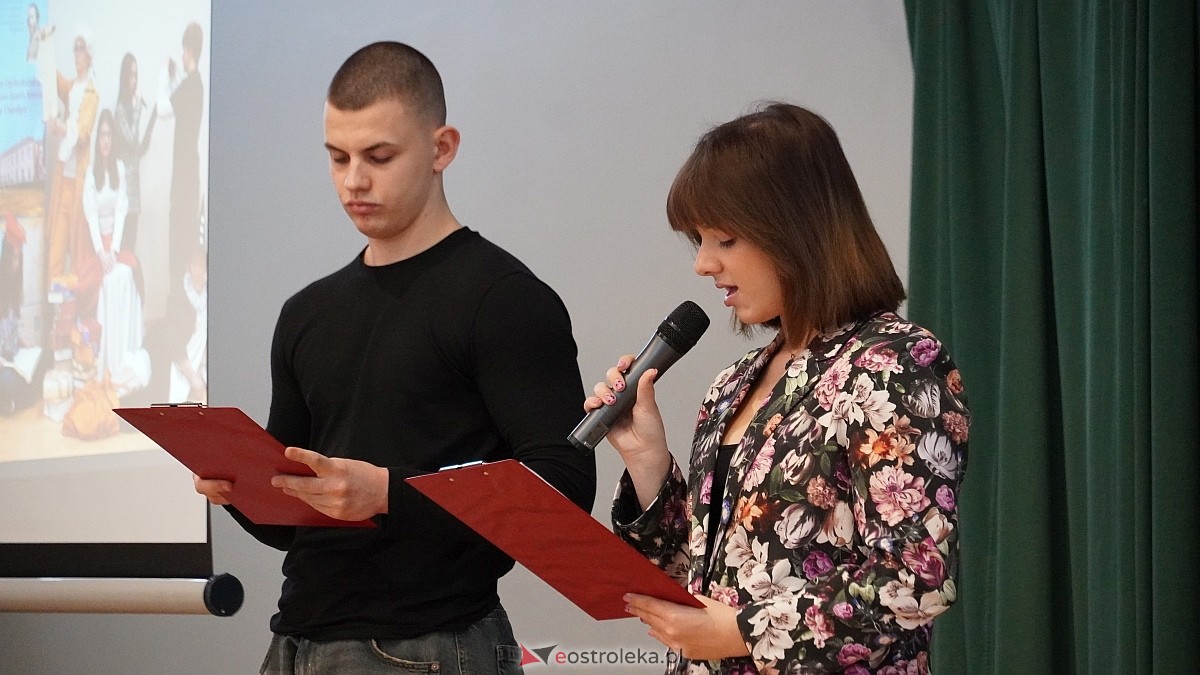 Pocisk 2025 w II LO w Ostrołęce [19.03.2025] - zdjęcie #1 - eOstroleka.pl