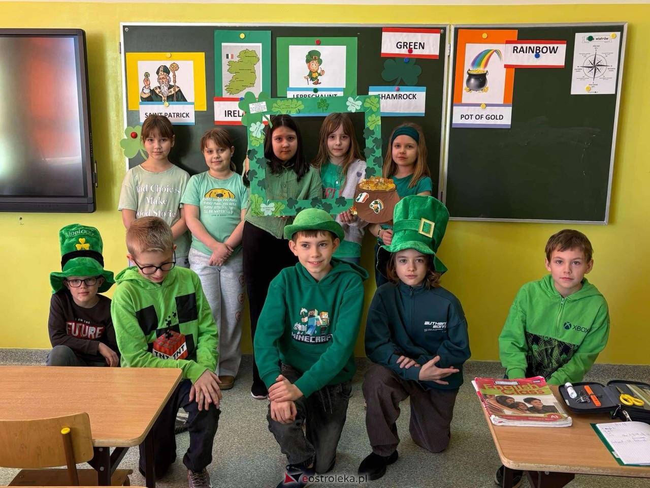 Dzień św. Patryka w SP 10 w Ostrołęce [17.03.2025] - zdjęcie #12 - eOstroleka.pl