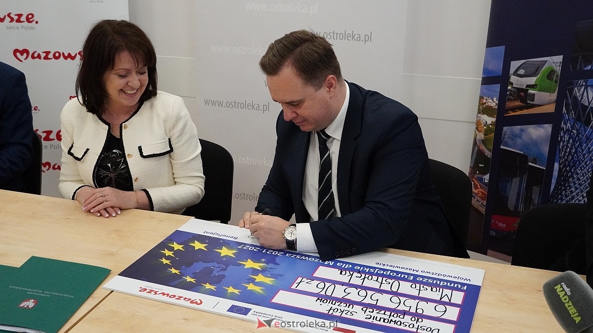 Podpisanie umowy na dofinansowanie modernizacji ostrołęckich szkół [20.03.2025] - zdjęcie #4 - eOstroleka.pl