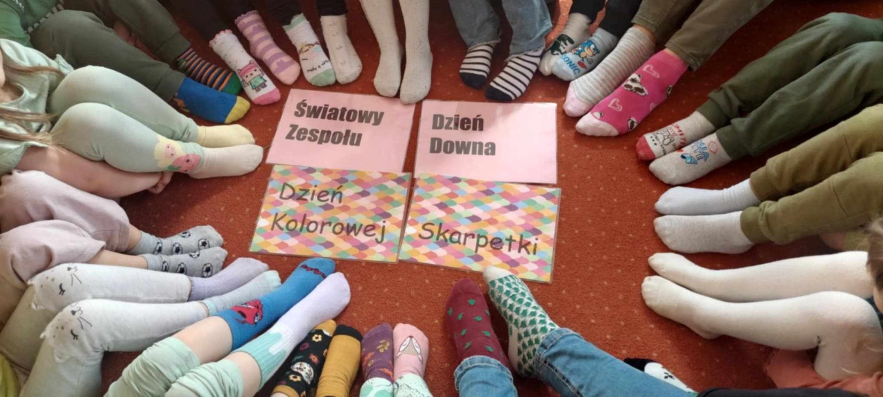 Przywitanie wiosny w Przedszkolu Miejskim nr 5 w Ostrołęce [21.03.2025] - zdjęcie #4 - eOstroleka.pl