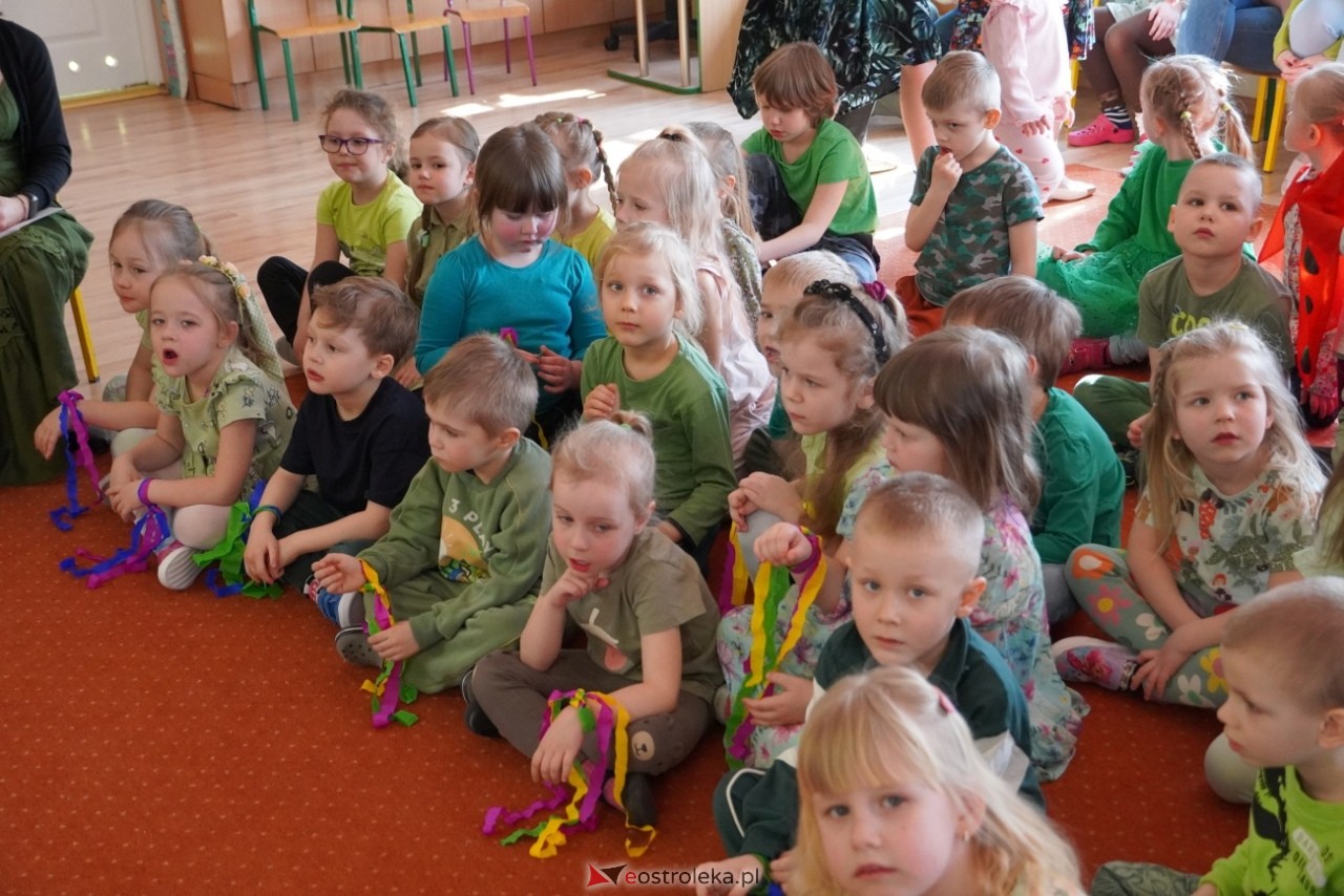 Przywitanie wiosny w Przedszkolu Miejskim nr 5 w Ostrołęce [21.03.2025] - zdjęcie #79 - eOstroleka.pl