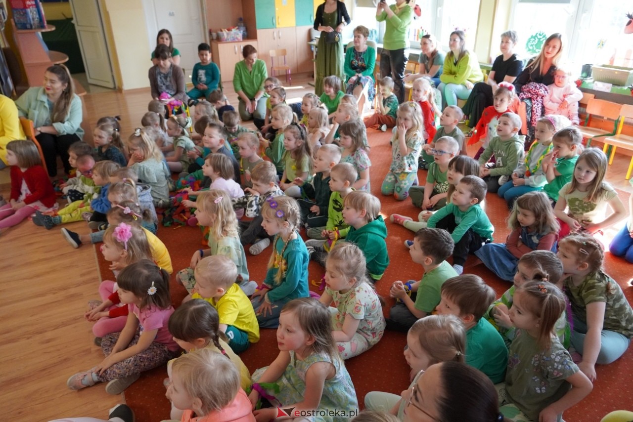 Przywitanie wiosny w Przedszkolu Miejskim nr 5 w Ostrołęce [21.03.2025] - zdjęcie #77 - eOstroleka.pl
