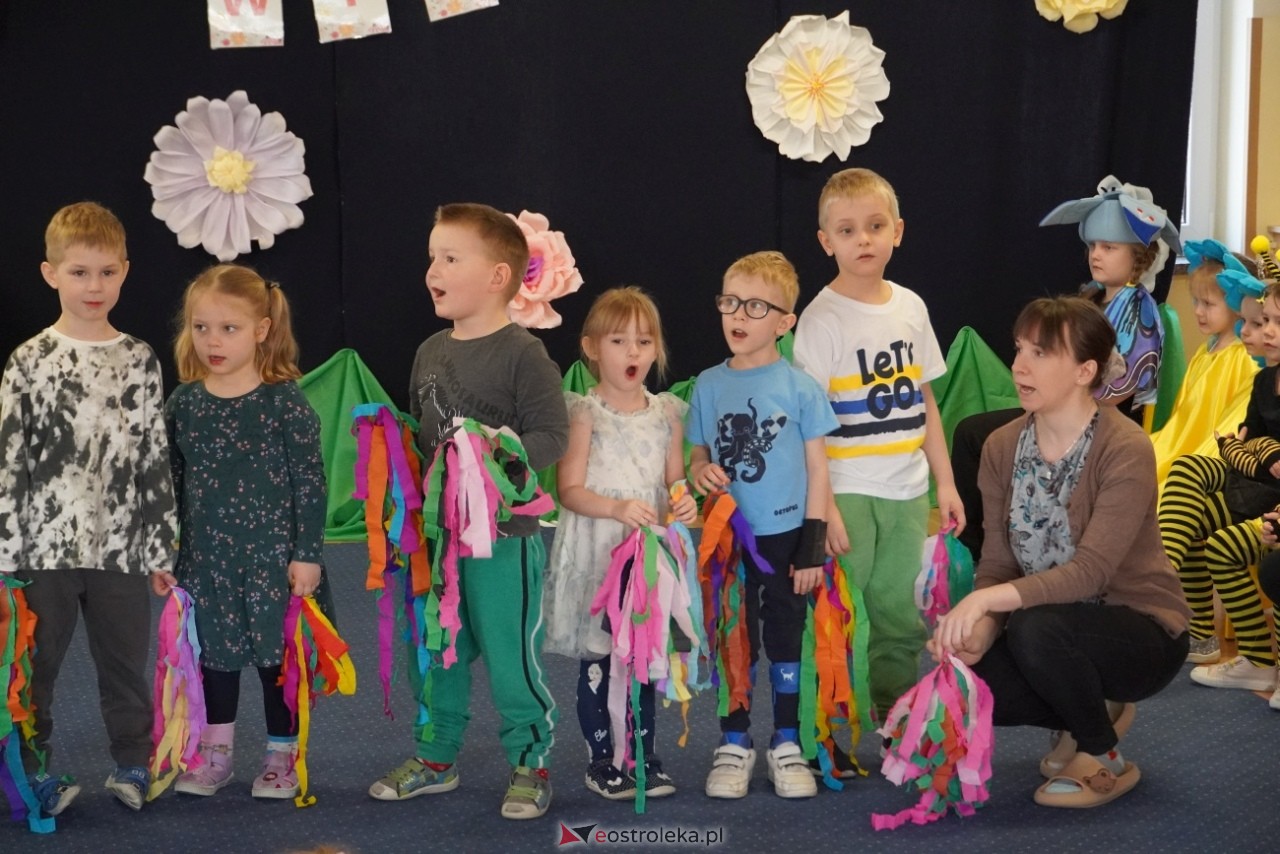 Przywitanie wiosny w Przedszkolu Miejskim nr 5 w Ostrołęce [21.03.2025] - zdjęcie #57 - eOstroleka.pl