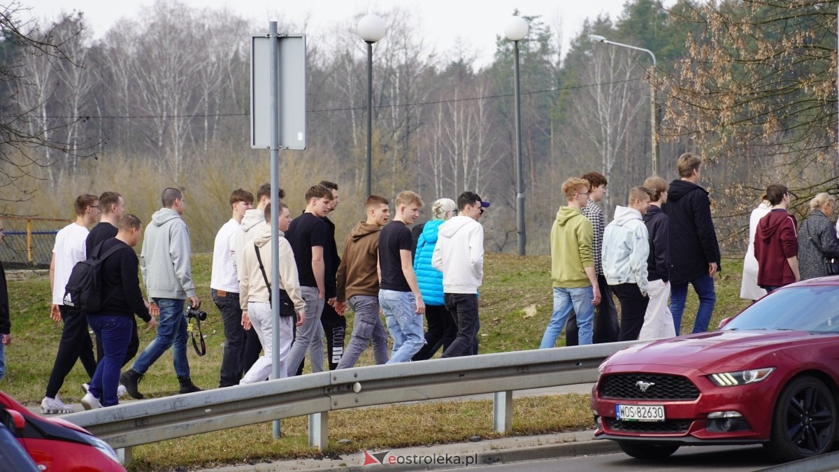 Spacer po Ostrołęce z przewodnikiem [21.03.2025] - zdjęcie #3 - eOstroleka.pl
