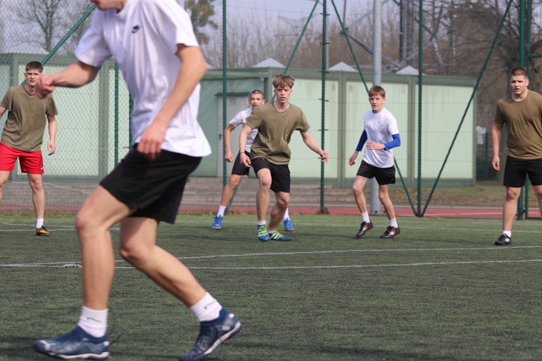 25. turniej piłki nożnej w ZSZ 2 [21.03.2025] - zdjęcie #65 - eOstroleka.pl