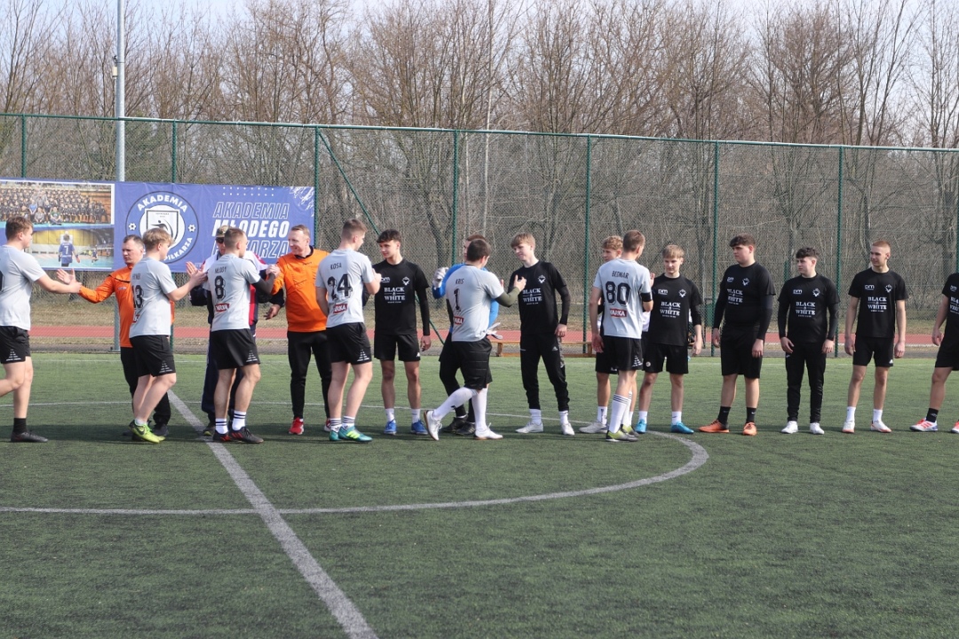 25. turniej piłki nożnej w ZSZ 2 [21.03.2025] - zdjęcie #55 - eOstroleka.pl