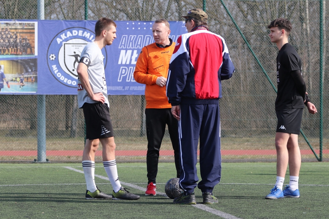 25. turniej piłki nożnej w ZSZ 2 [21.03.2025] - zdjęcie #51 - eOstroleka.pl