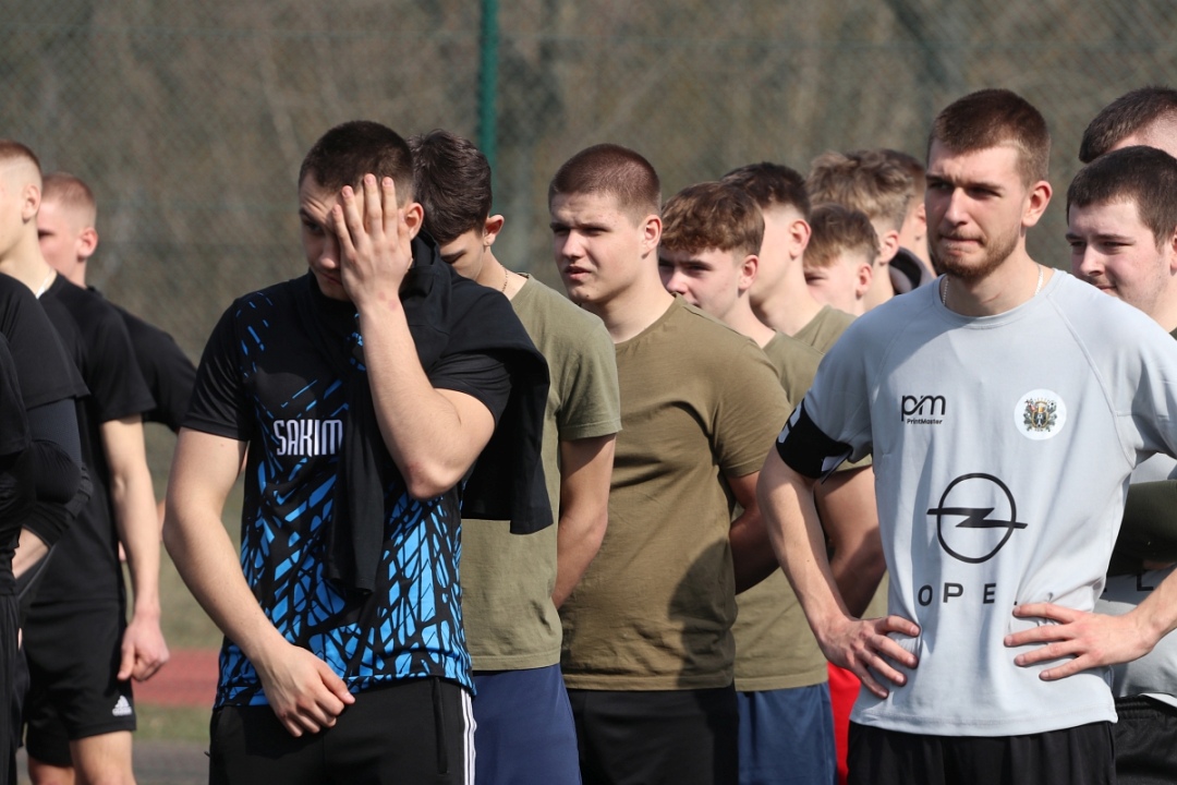 25. turniej piłki nożnej w ZSZ 2 [21.03.2025] - zdjęcie #39 - eOstroleka.pl