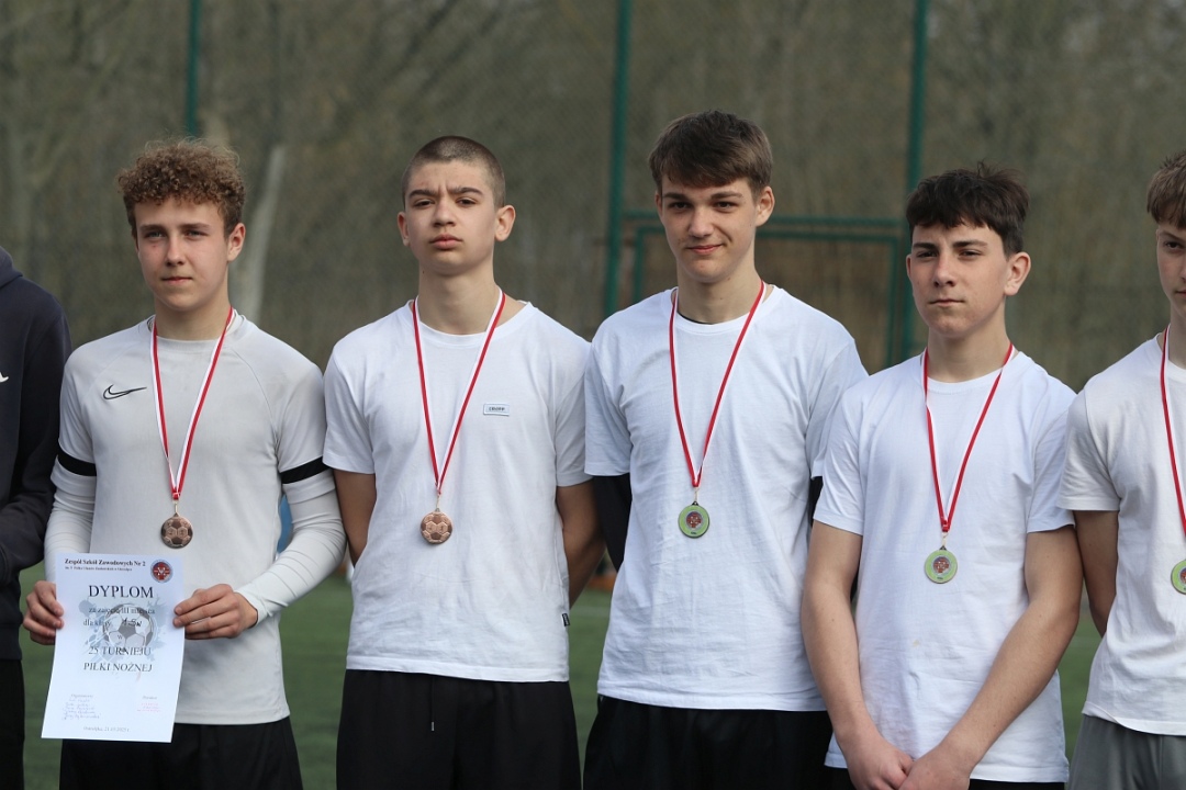 25. turniej piłki nożnej w ZSZ 2 [21.03.2025] - zdjęcie #21 - eOstroleka.pl