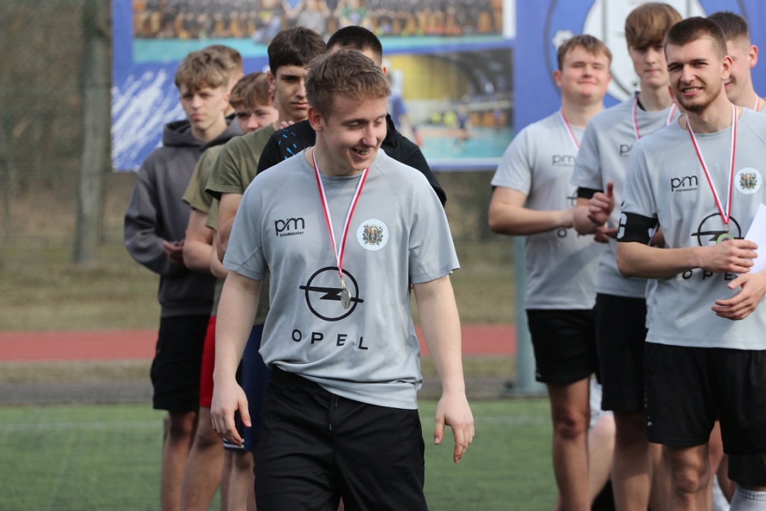 25. turniej piłki nożnej w ZSZ 2 [21.03.2025] - zdjęcie #12 - eOstroleka.pl