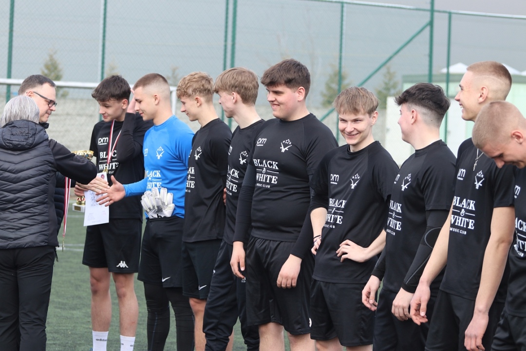 25. turniej piłki nożnej w ZSZ 2 [21.03.2025] - zdjęcie #7 - eOstroleka.pl