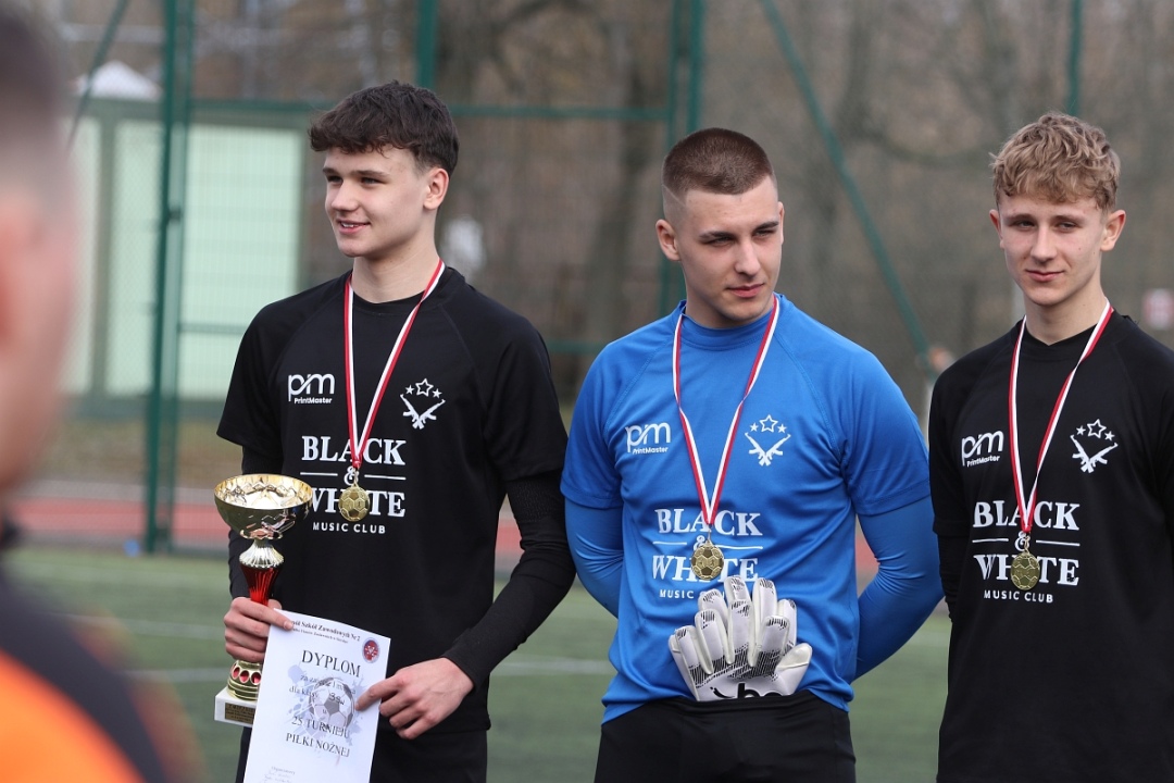 25. turniej piłki nożnej w ZSZ 2 [21.03.2025] - zdjęcie #3 - eOstroleka.pl