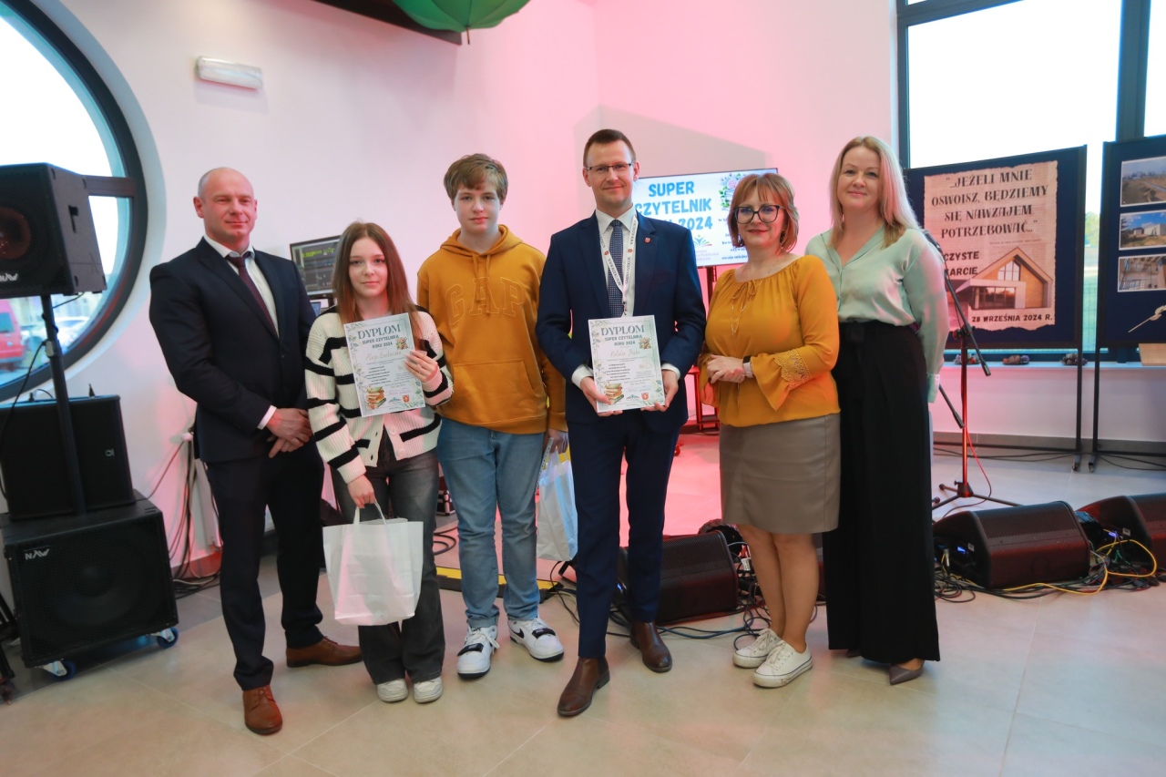 Gala wręczenia nagród w konkursie czytelniczym w rzekuniu [21.03.2025] - zdjęcie #33 - eOstroleka.pl