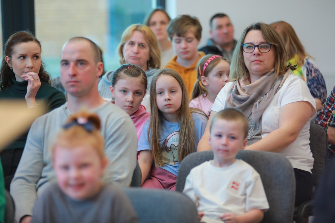 Gala wręczenia nagród w konkursie czytelniczym w rzekuniu [21.03.2025] - zdjęcie #23 - eOstroleka.pl