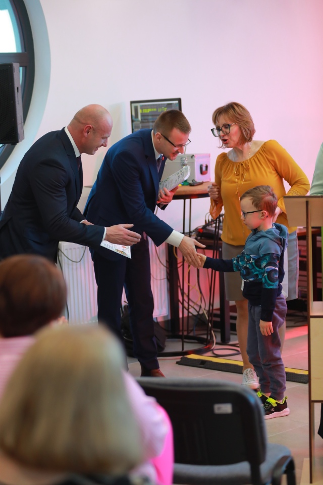 Gala wręczenia nagród w konkursie czytelniczym w rzekuniu [21.03.2025] - zdjęcie #18 - eOstroleka.pl
