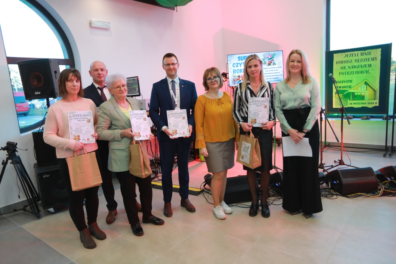 Gala wręczenia nagród w konkursie czytelniczym w rzekuniu [21.03.2025] - zdjęcie #15 - eOstroleka.pl