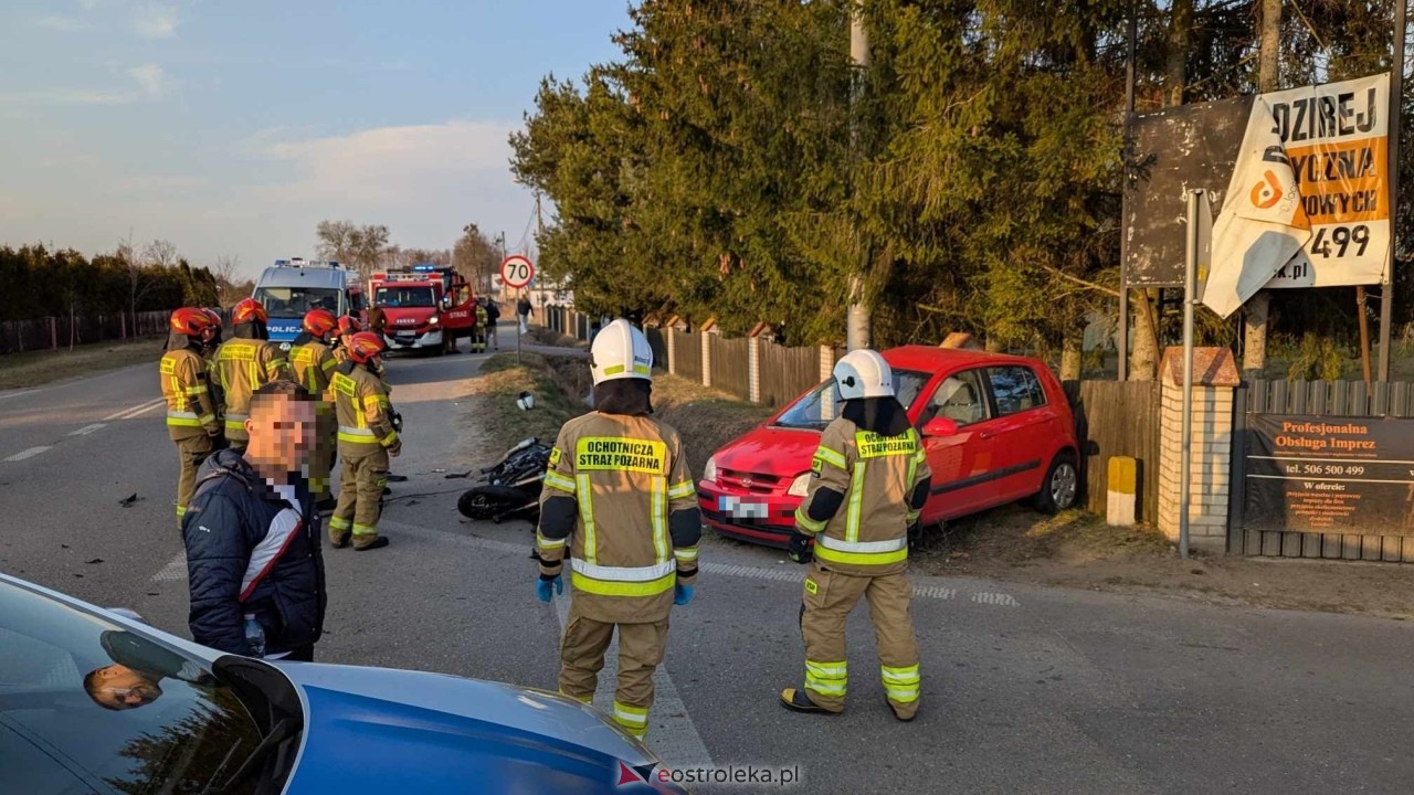 Wypadek w Czarnowcu [22.03.2025] - zdjęcie #24 - eOstroleka.pl