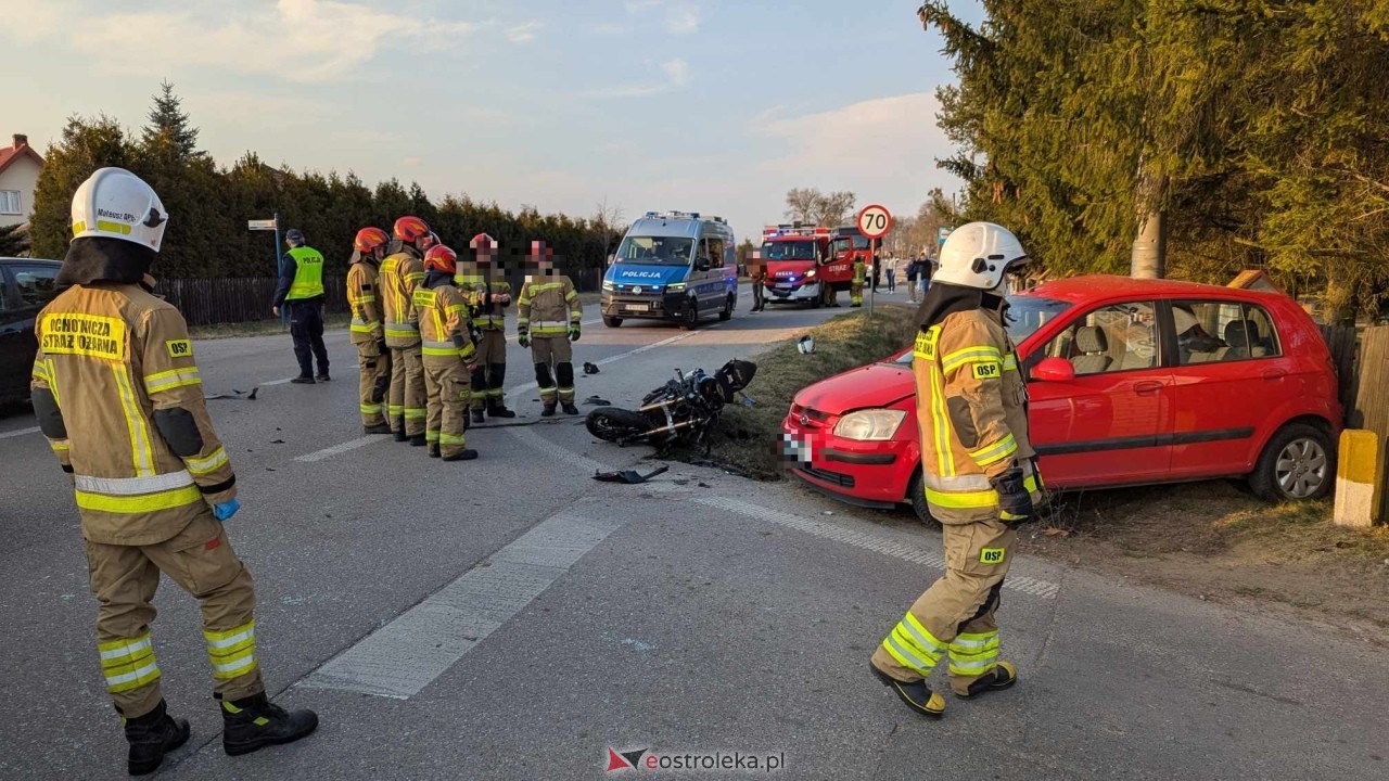 Wypadek w Czarnowcu [22.03.2025] - zdjęcie #23 - eOstroleka.pl