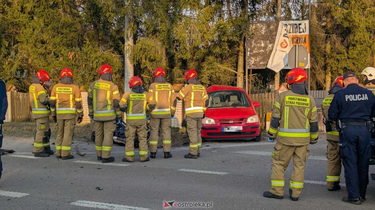 Wypadek w Czarnowcu [22.03.2025] - zdjęcie #2 - eOstroleka.pl