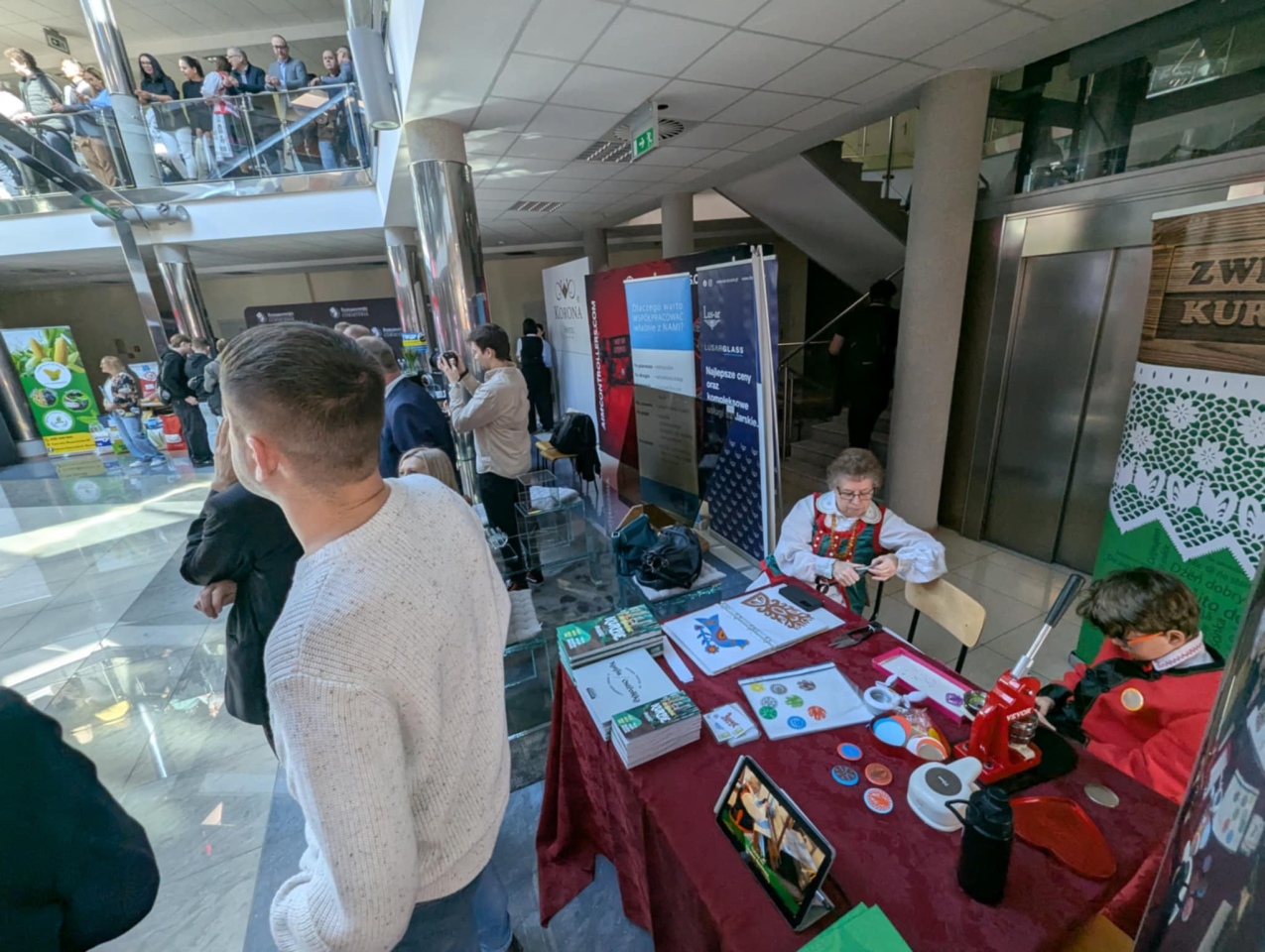 Forum Edukacji i Rynku Pracy Powiatu Ostrołęckiego [25.03.2025] - zdjęcie #86 - eOstroleka.pl