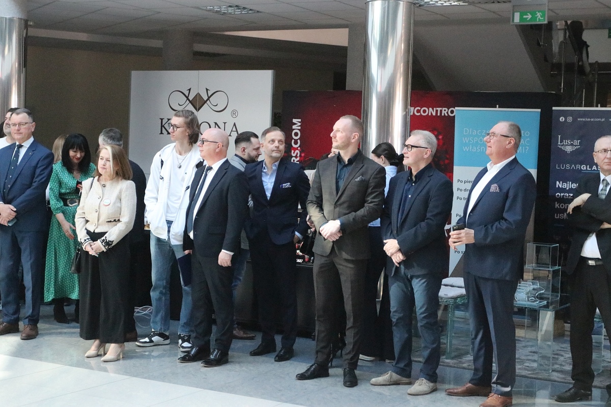 Forum Edukacji i Rynku Pracy Powiatu Ostrołęckiego [25.03.2025] - zdjęcie #66 - eOstroleka.pl