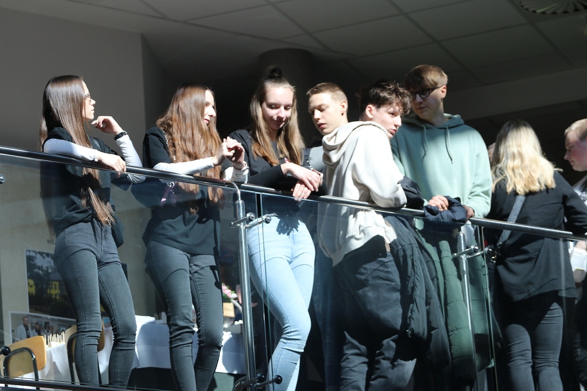 Forum Edukacji i Rynku Pracy Powiatu Ostrołęckiego [25.03.2025] - zdjęcie #57 - eOstroleka.pl