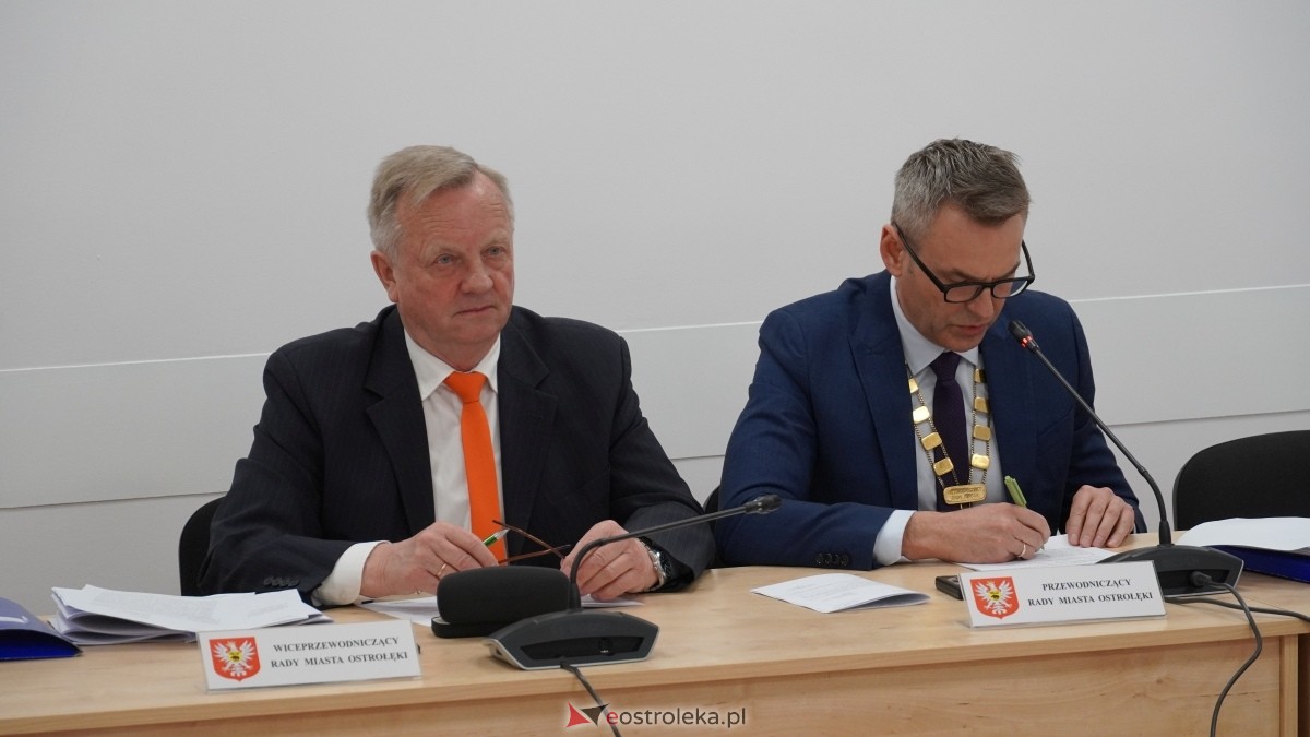 Sesja rady miasta Ostrołęki [27.03.2025] - zdjęcie #13 - eOstroleka.pl