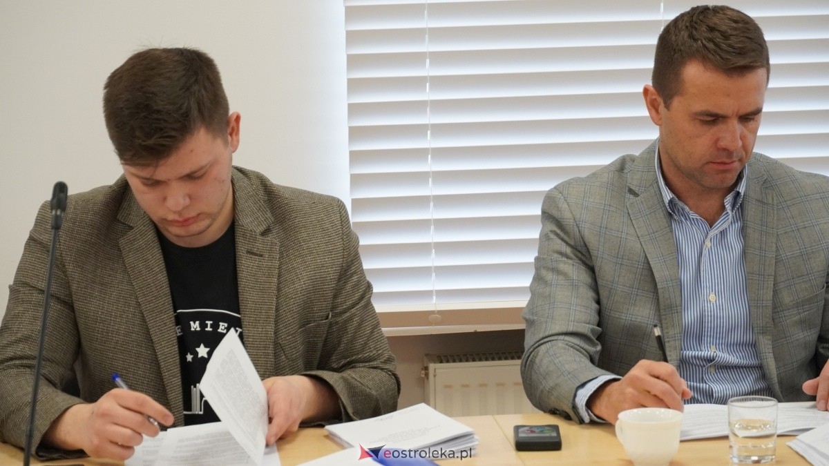 Sesja rady miasta Ostrołęki [27.03.2025] - zdjęcie #10 - eOstroleka.pl