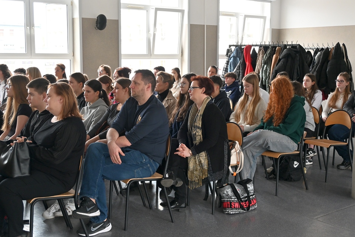 Konkurs dla Szkół Podstawowych “Memory Meister”  [27.03.2025] - zdjęcie #41 - eOstroleka.pl