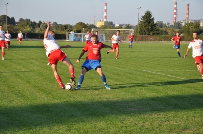 Narew - Omega Kleszczów 0:2 (17.09.2011) - zdjęcie #10 - eOstroleka.pl