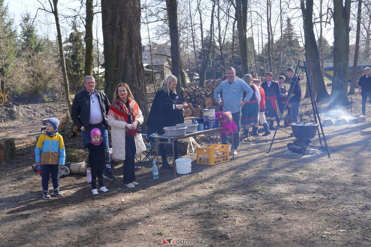 Topienie Marzanny w Brodowych Łąkach [29.03.2025] - zdjęcie #121 - eOstroleka.pl