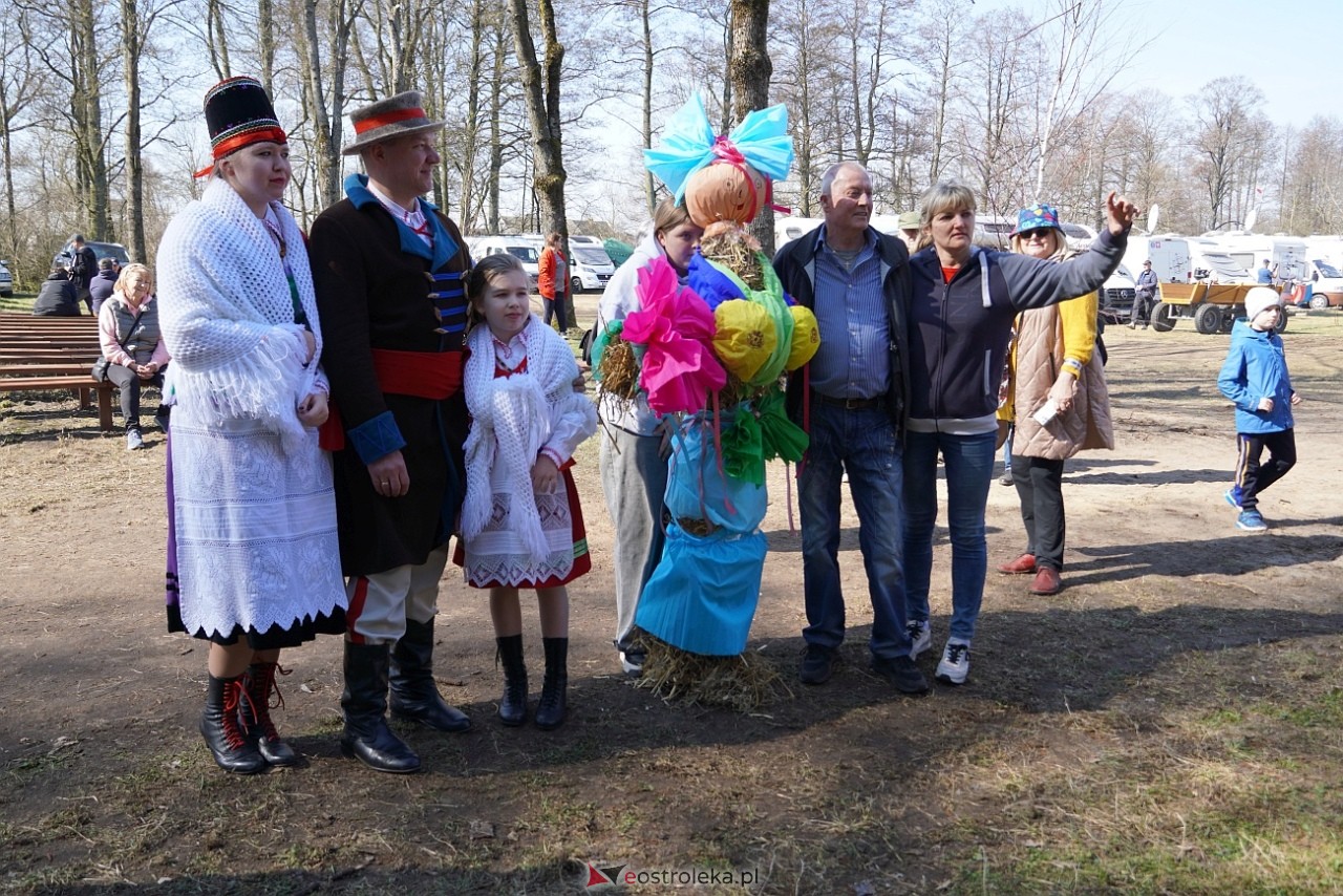 Topienie Marzanny w Brodowych Łąkach [29.03.2025] - zdjęcie #118 - eOstroleka.pl