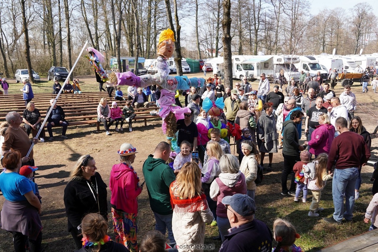 Topienie Marzanny w Brodowych Łąkach [29.03.2025] - zdjęcie #111 - eOstroleka.pl