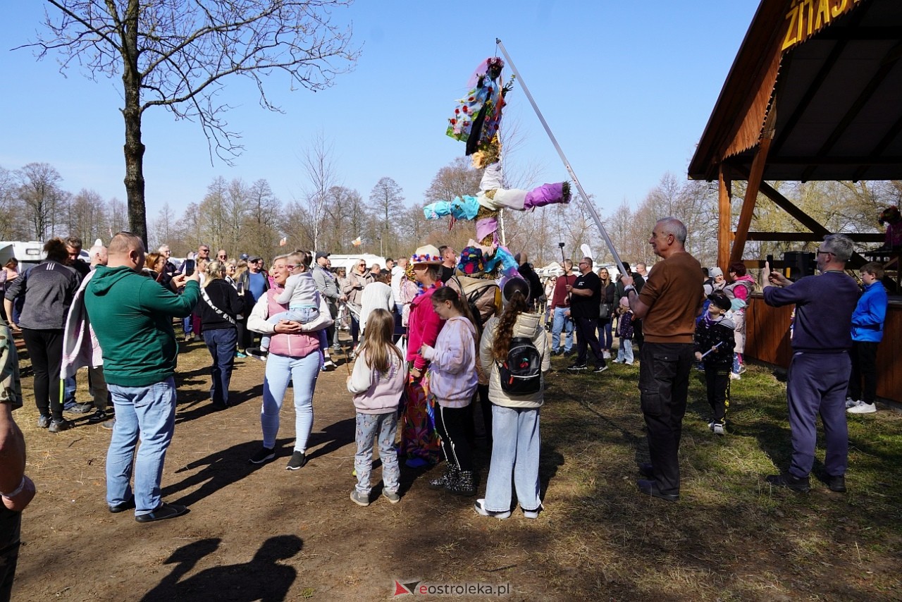 Topienie Marzanny w Brodowych Łąkach [29.03.2025] - zdjęcie #104 - eOstroleka.pl