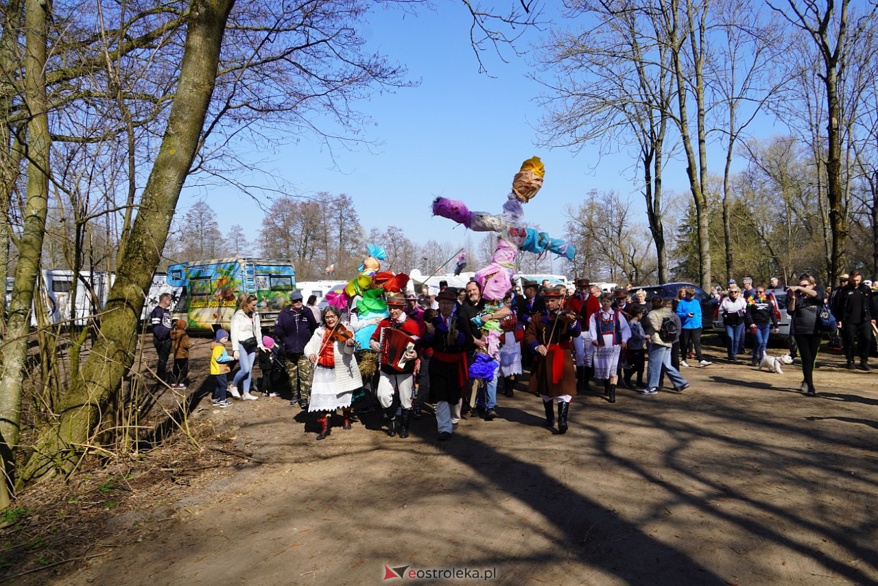 Topienie Marzanny w Brodowych Łąkach [29.03.2025] - zdjęcie #101 - eOstroleka.pl