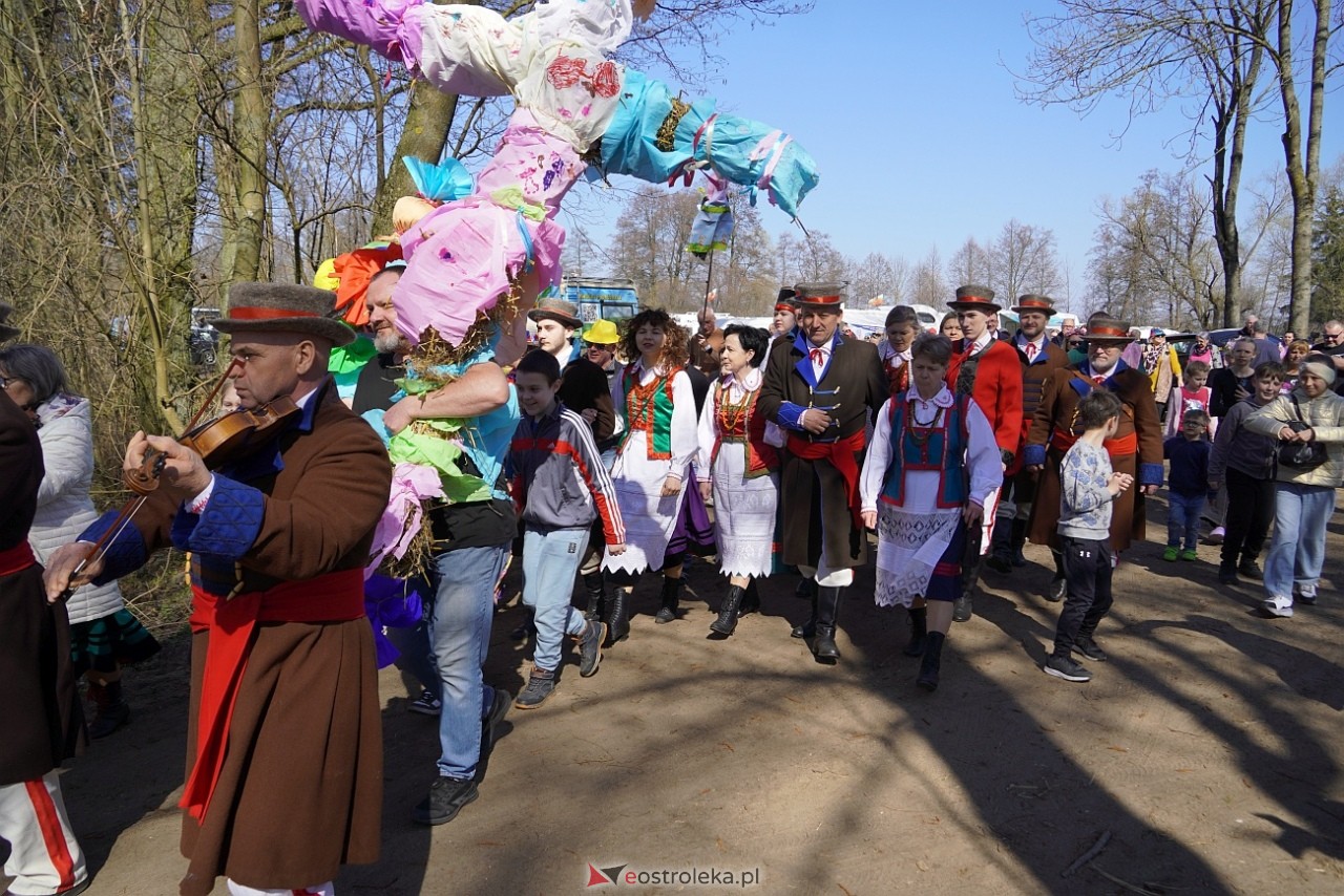 Topienie Marzanny w Brodowych Łąkach [29.03.2025] - zdjęcie #96 - eOstroleka.pl